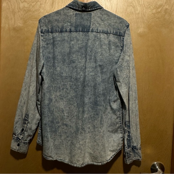 Lira Acid Wash Long Sleeve Button Down - Picture 2 of 8
